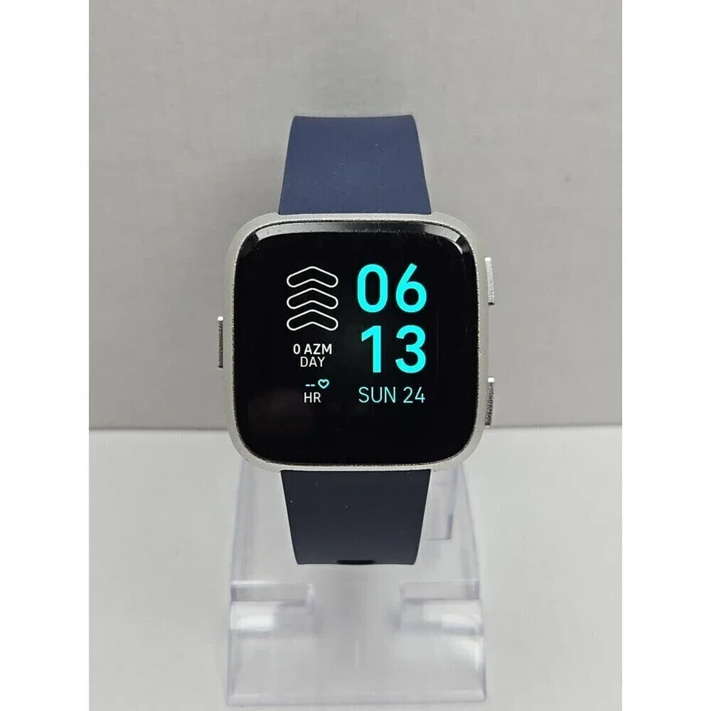 Fitbit Versa FB504 Smartwatch Silver Activity Tracker Tested Working No Charger
